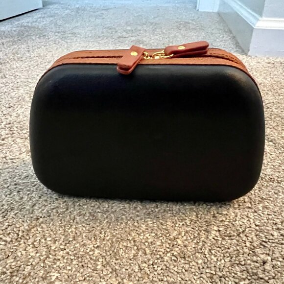 Eric's Travel Men's / Women's Toiletry Box - Brown and Black - Picture 3 of 4